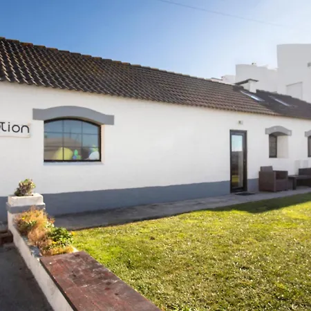 Vakantiehuis Surfcastle And Surf School