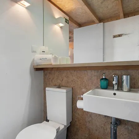 Surfcastle And Surf School Vakantiehuis *